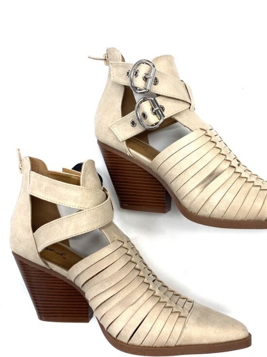 Qupid Shoes - Qupid Light Tan Faux Suede Shoes - Size 9